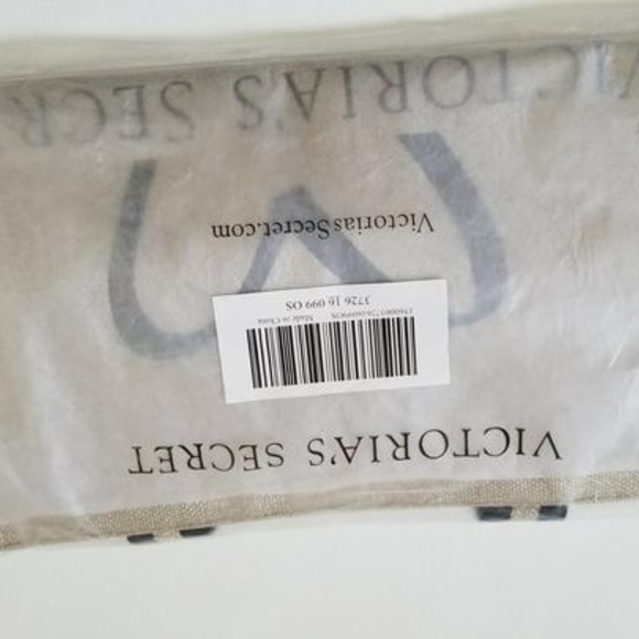 NW Victorias Secret Fashion Show Metallic tote bag - Picture 8 of 8